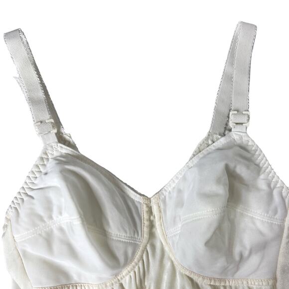 Vintage Bodysuit Shapewear‎ Milady Size 36C Ivory White Lightly Padded - Picture 10 of 14